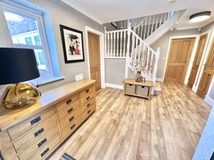 Photo 27- click for photo gallery